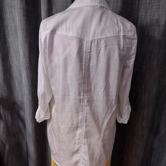 Love 8 for Versona White Button Down High Low Hemline Shirt Size Small - Picture 3 of 12